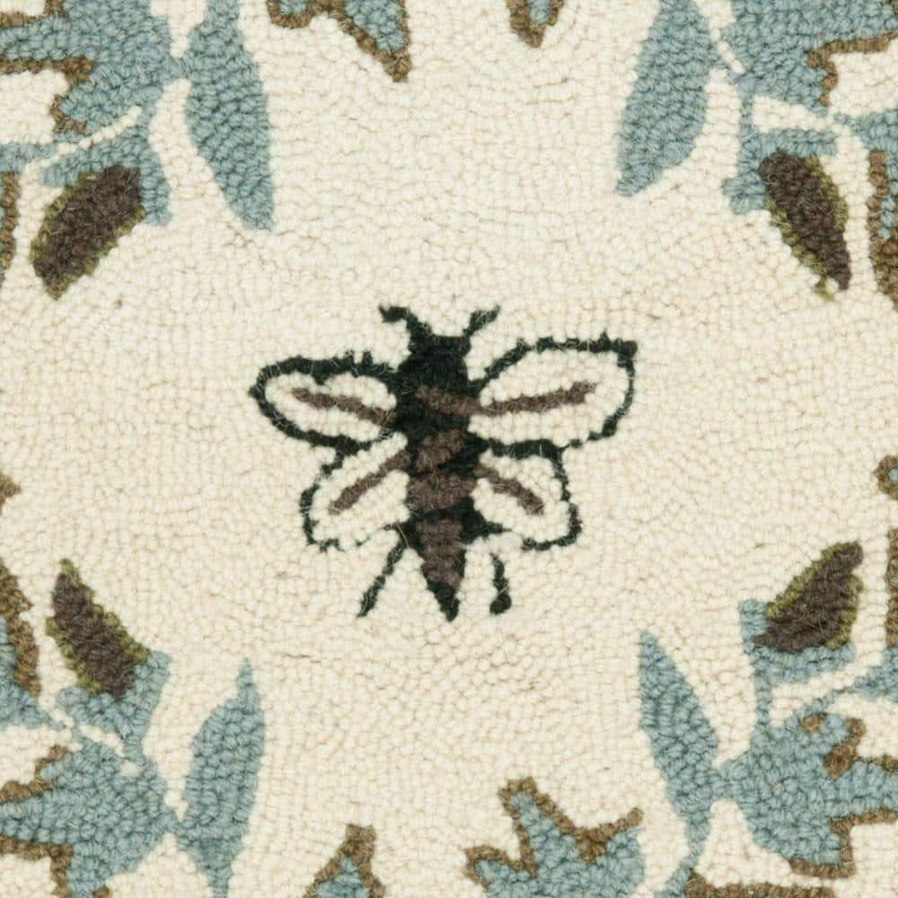 Chelsea HK55 Hand Hooked Accent Rug - Ivory/Light Blue - 1'8"x2'6" - Safavieh.