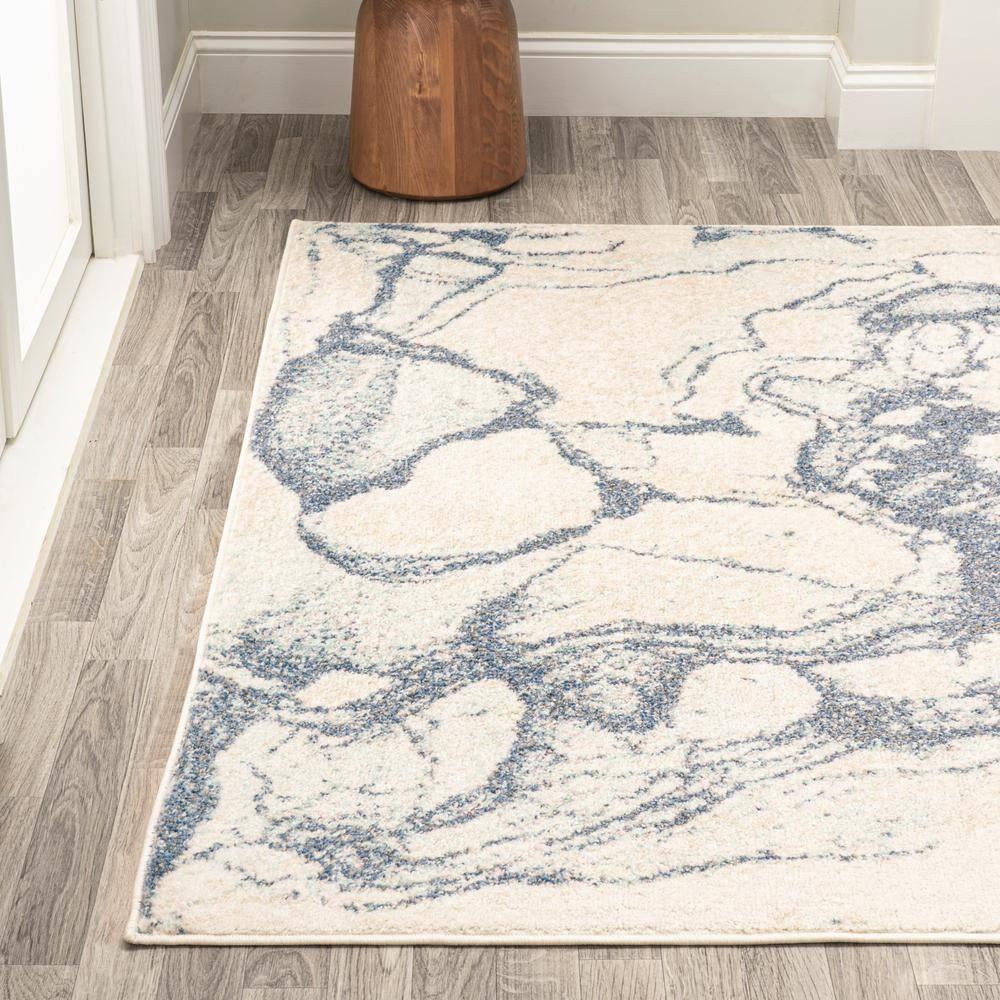 4' x 6' Marmo Abstract Marbled Modern Area Rug, Blue/Cream - JONATHAN Y