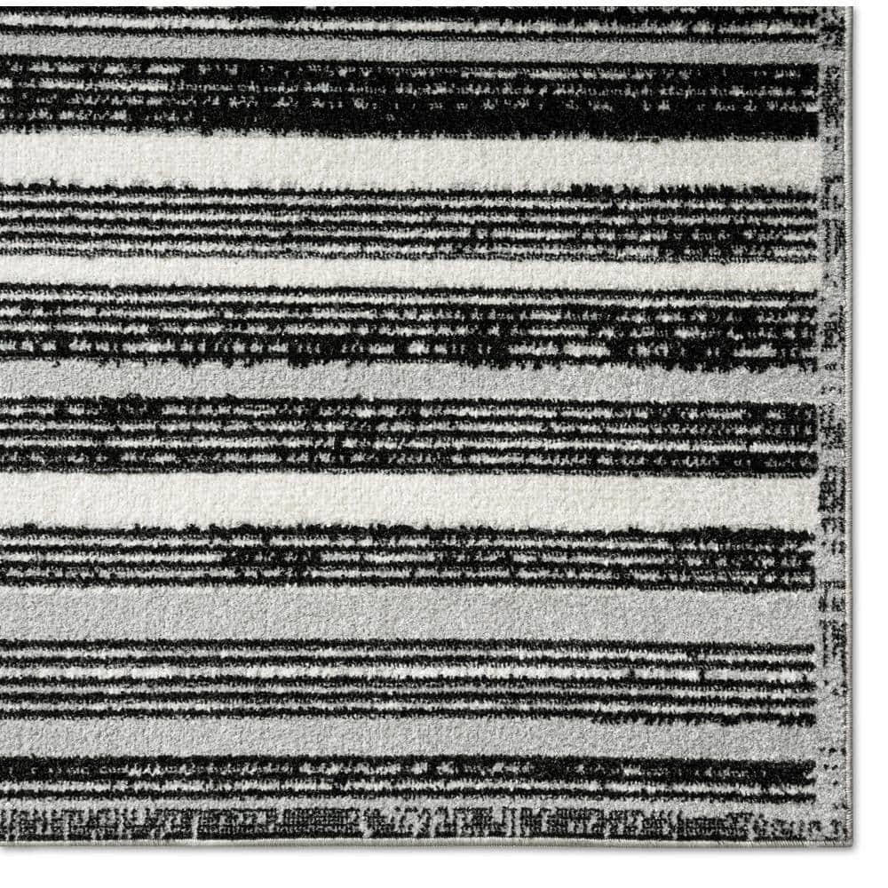 Everwash Treasure Striped Modern Machine Washable Area Rug, Light Grey/Charcoal Grey, 6'6"x9'2"