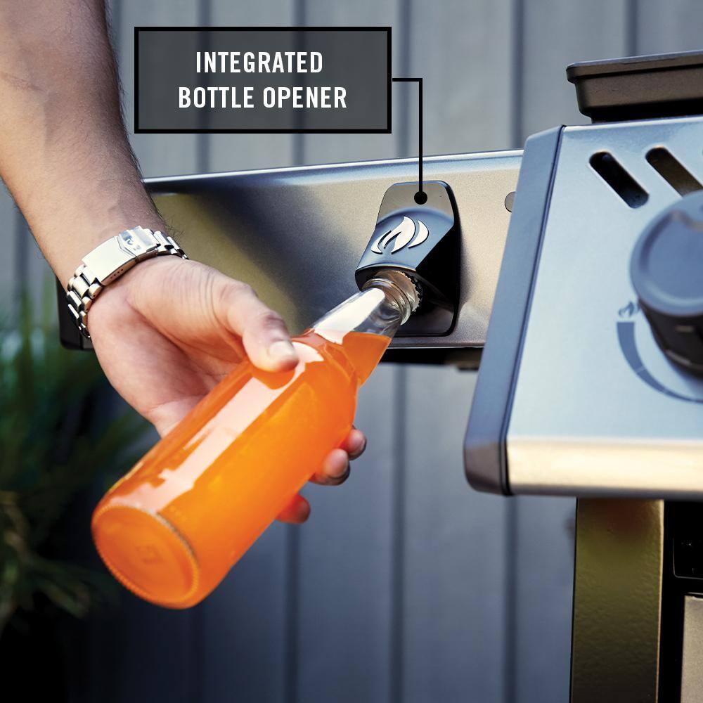 Napoleon Freestyle 425 Propane Gas Grill, Graphite Grey