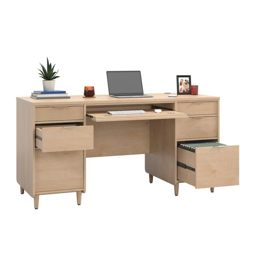 Crafters and Weavers Clifford Executive Desk
