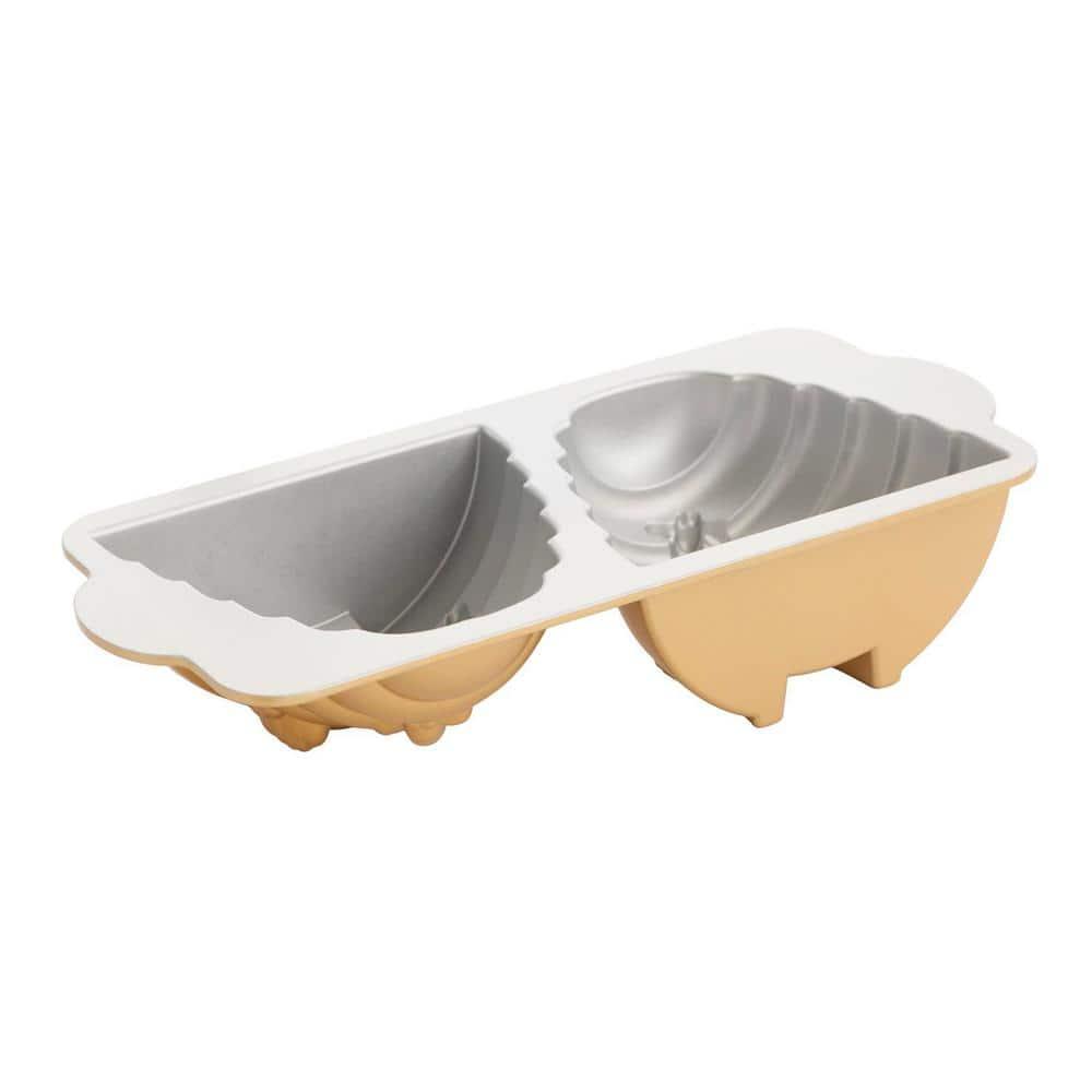 Nordic Ware Beehive Cake Pan