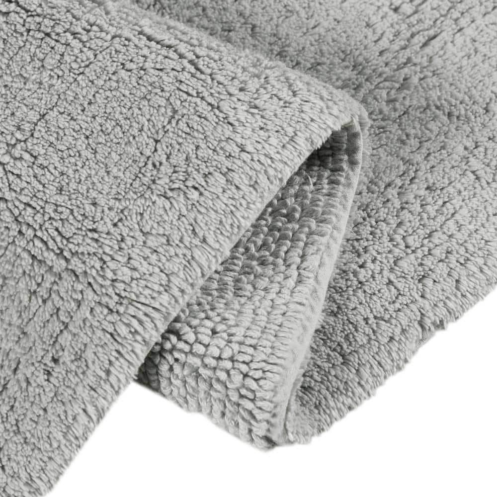 510 Design Plume Feather Touch Reversible Bath Rug