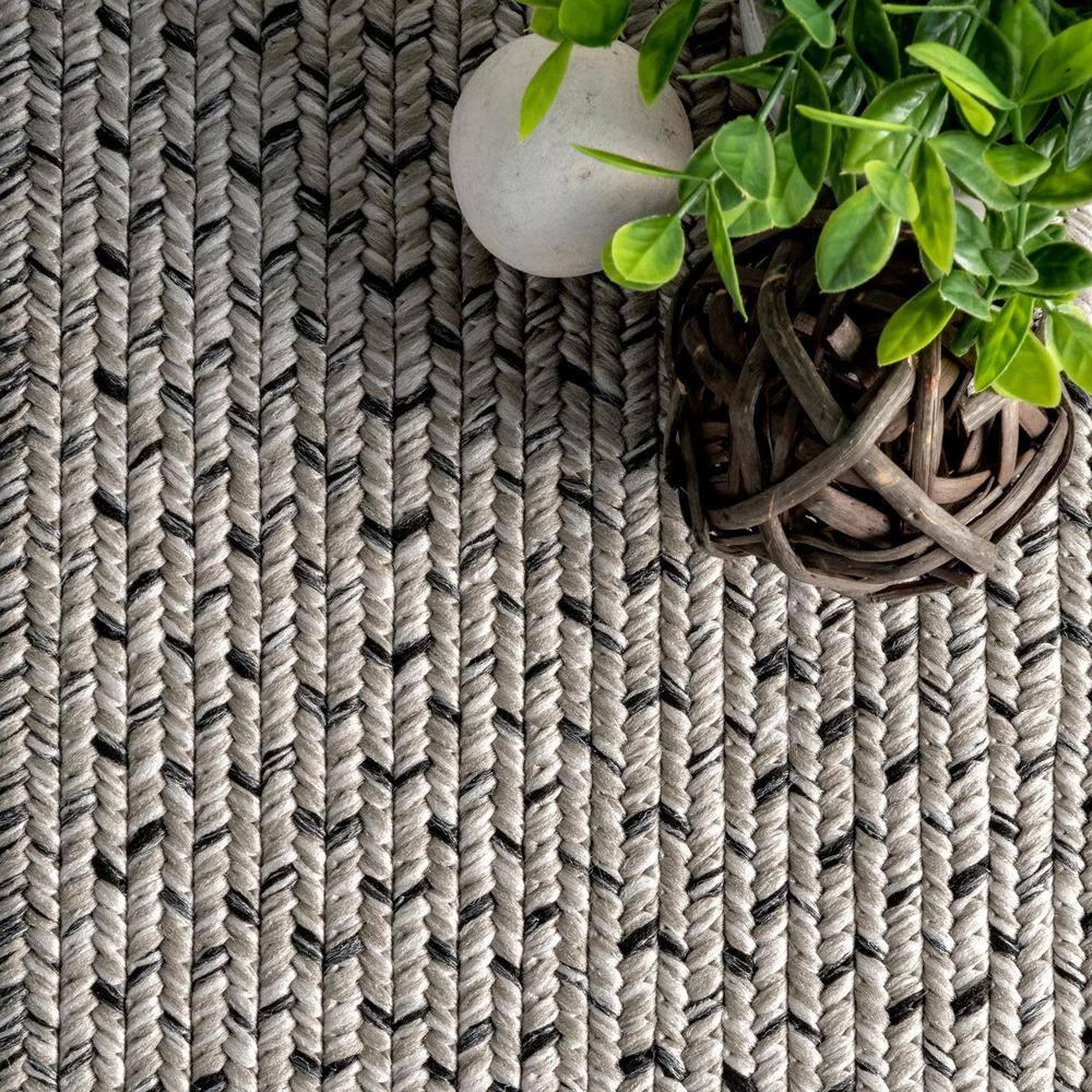 Nuloom Jayda Braided Gradience Indoor/Outdoor Outdoor - Charcoal 5' x 8'