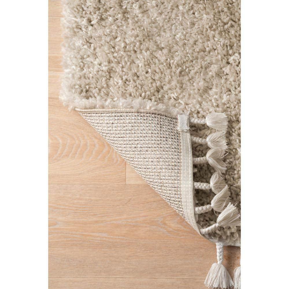Nuloom Neva Solid 5x8 Shag Indoor Area Rug for Living Room Bedroom Dining Room Nursery, Beige/Ivory