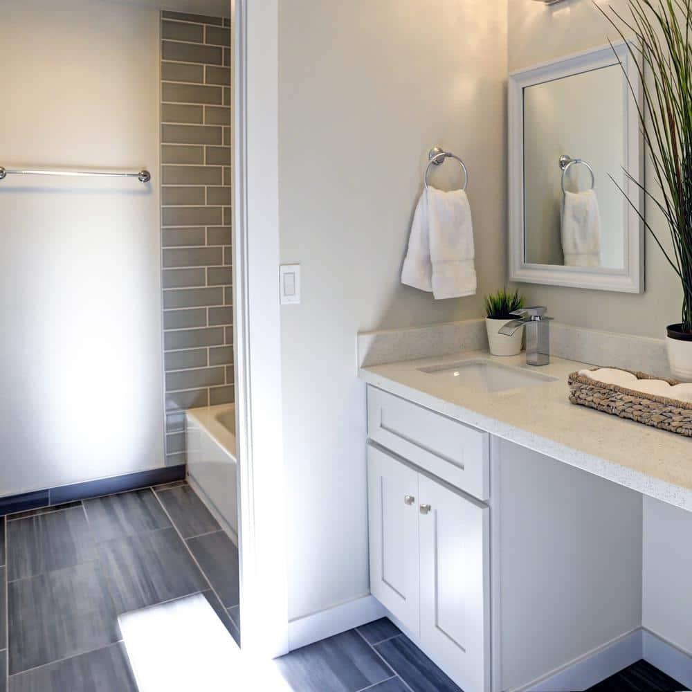 Brookings 24 Inch Bathroom Vanity, Ready to Assemble, Solid Wood, Sherwin Williams® White – Design House, 586933