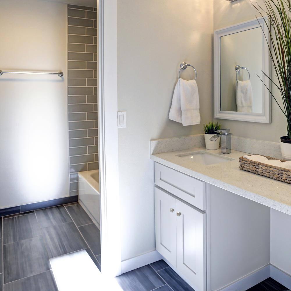 Design House Brookings 30 Inch Bathroom Vanity, Ready to Assemble, Solid Wood, Sherwin Williams – Design House, 587089