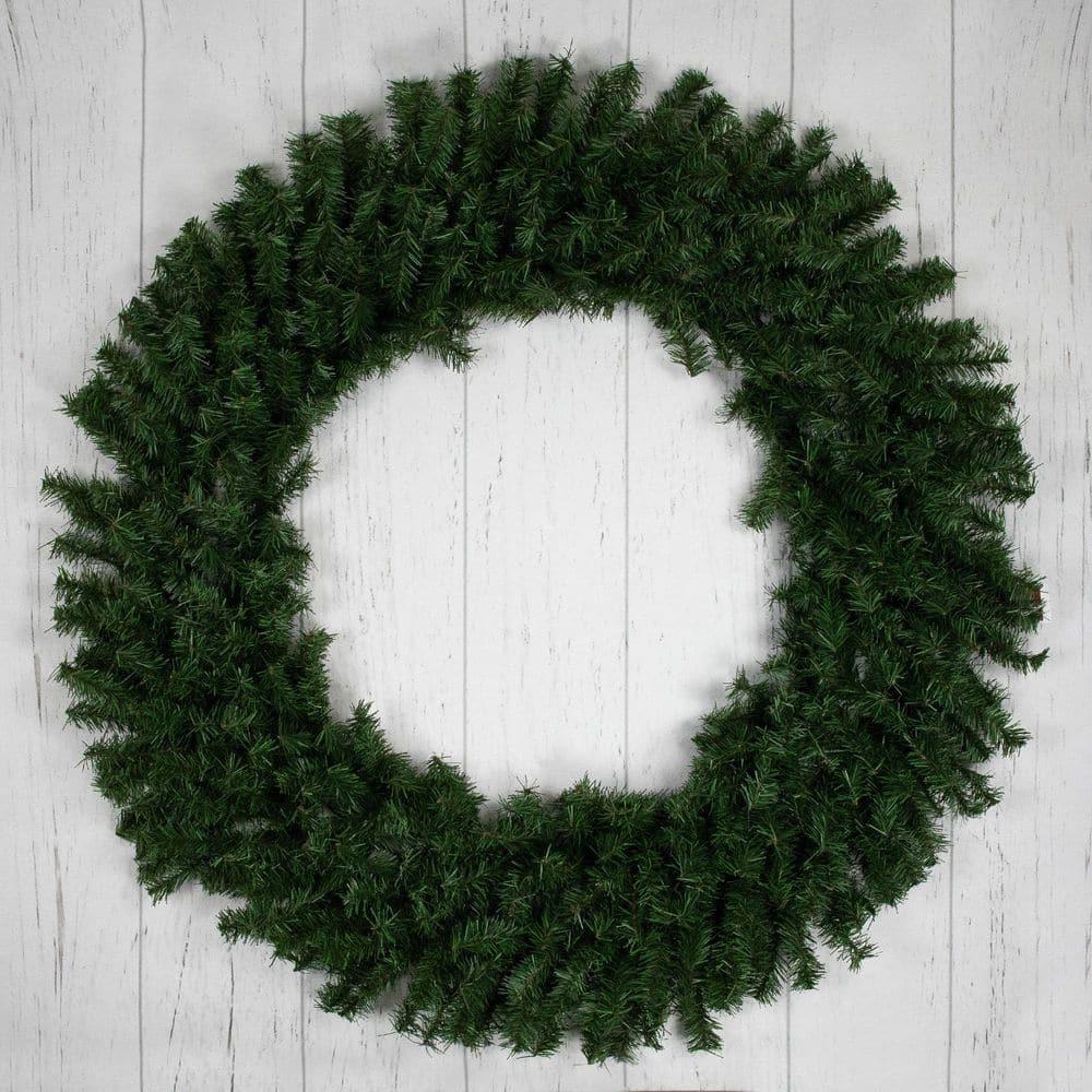 Canadian Canadian Pine Artificial Christmas Wreath