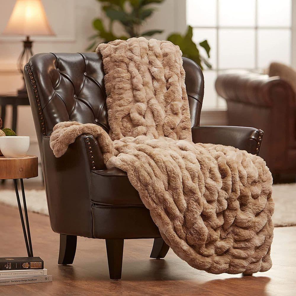 Chanasya Faux Fur Throw