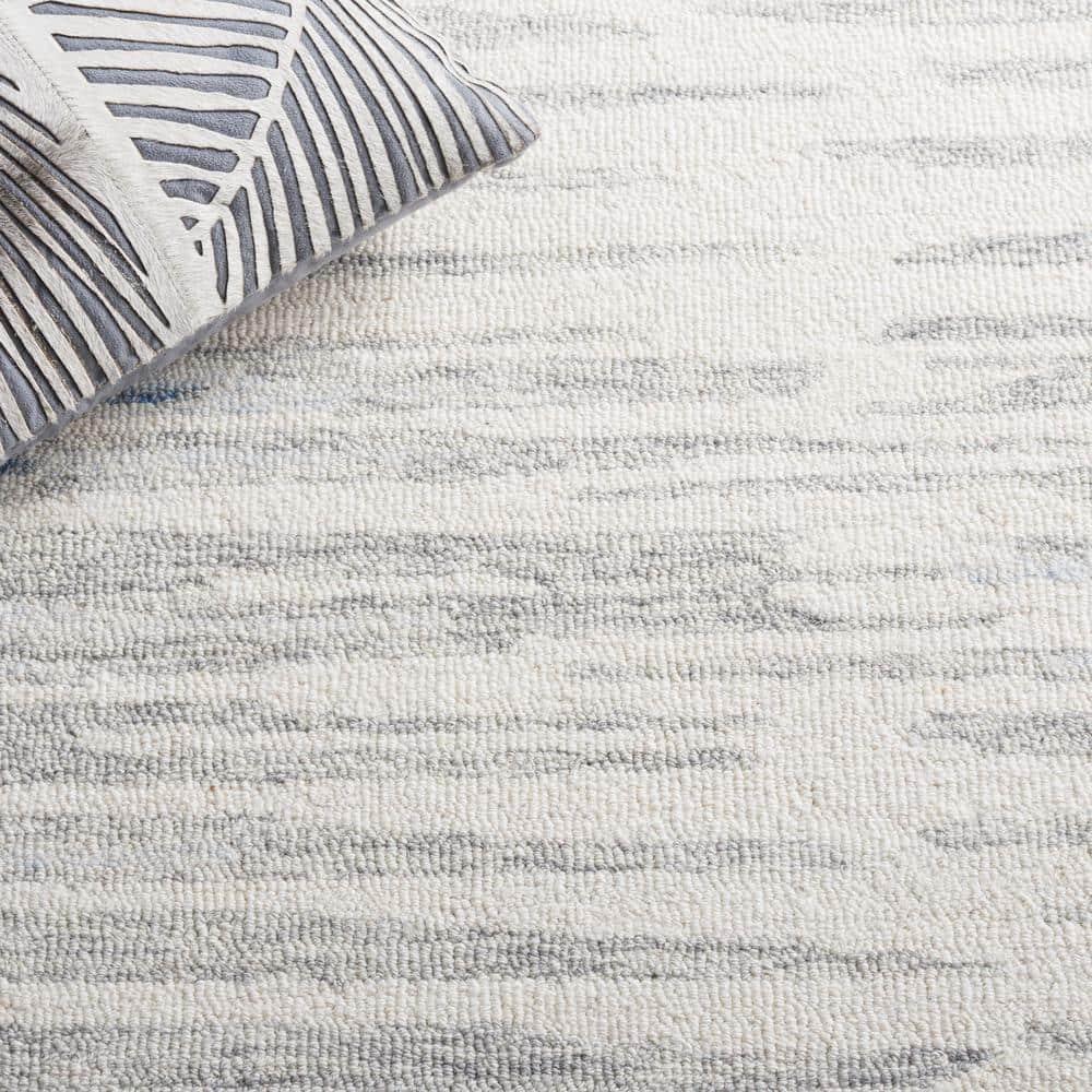 Abstract ABT926 Handmade Indoor Area Rug - Ivory/Light Blue - 4'x6' - Safavieh