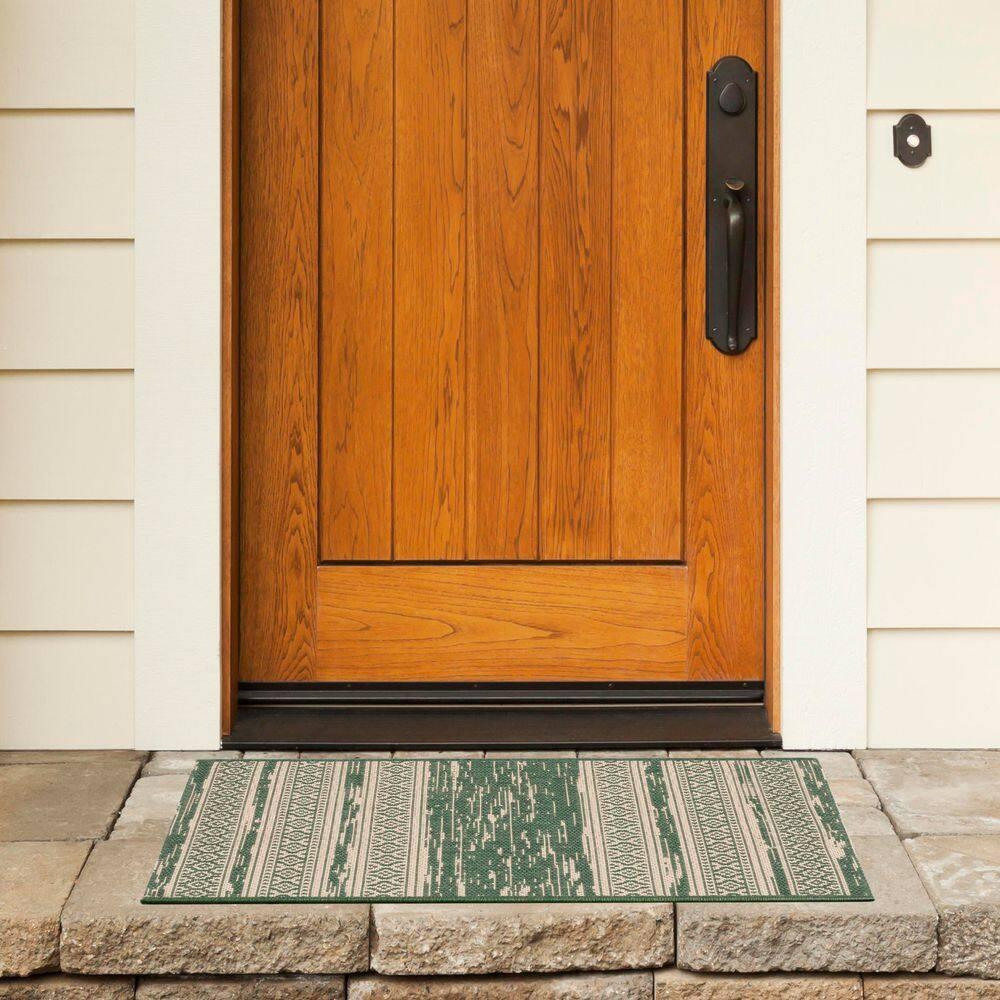 SAFAVIEH Courtyard Galen Striped Indoor/Outdoor Area Rug, Dark Green/Beige, 4' x 5'7"