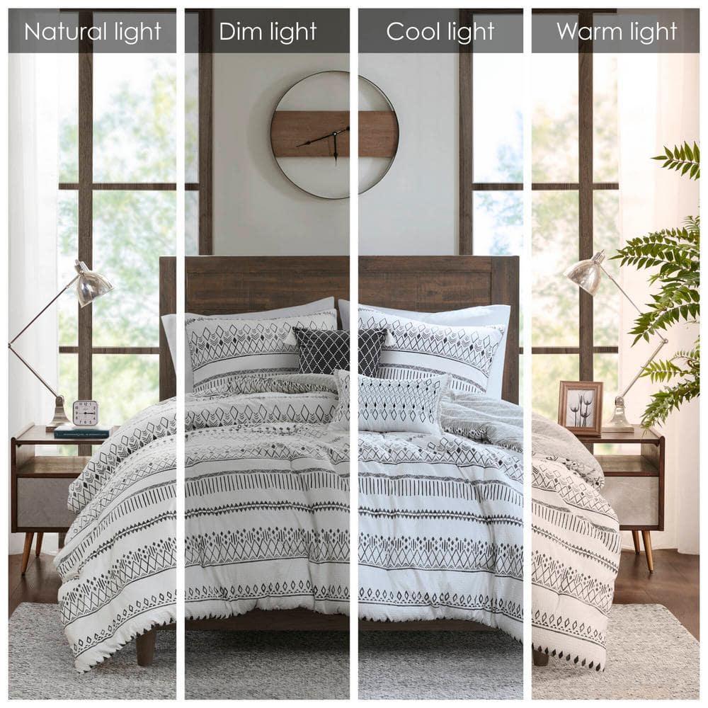 Madison Park Fraser 5 Piece Printed Seersucker Comforter Set with Throw Pillows