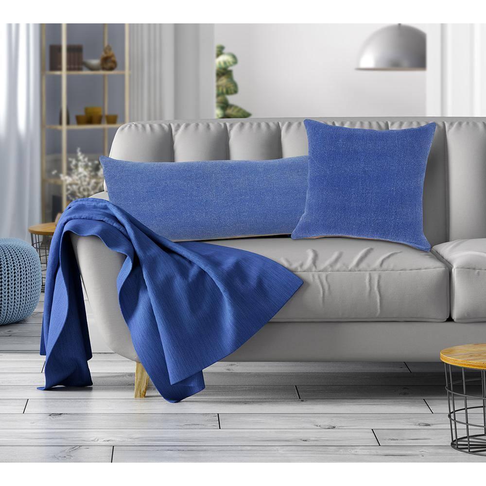 ZeaZu Throw Pillow