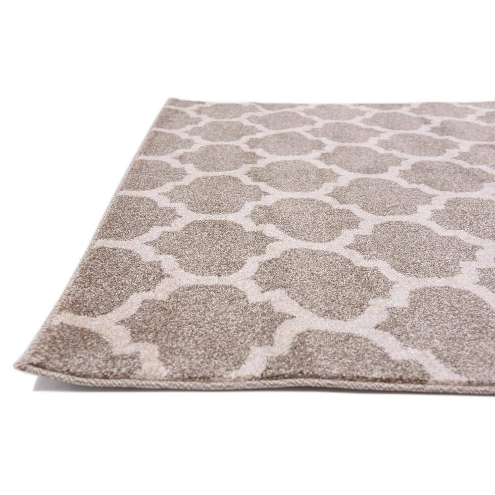 Unique Loom 4' 1 x 6' 1 Trellis Philadelphia Light Brown Area Rug
