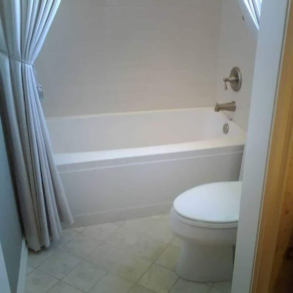 Regan 72'' x 32'' Alcove / Tile In Soaking Acrylic Bathtub