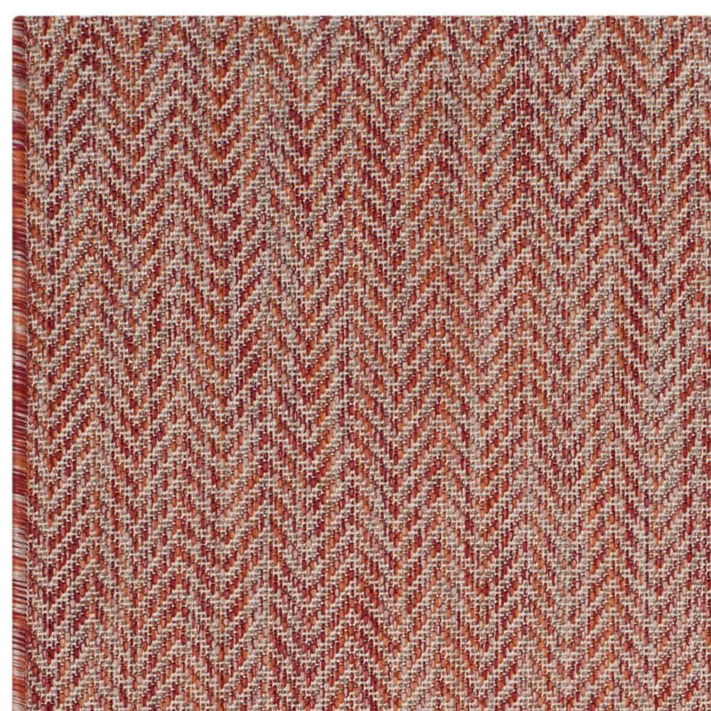 SAFAVIEH Courtyard Morven Chevron Stripes Indoor/Outdoor Area Rug, 2'7" x 5', Red/Beige