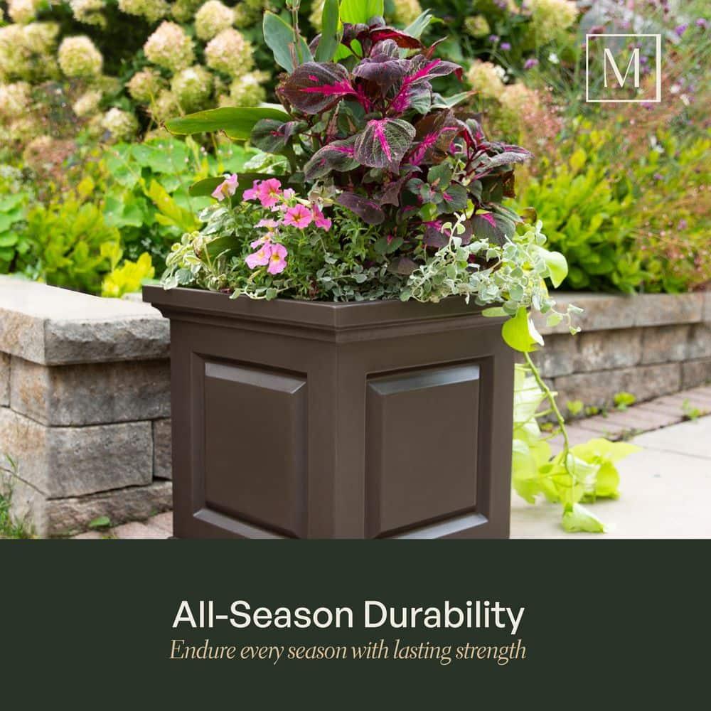 Mayne Inc. Nantucket Square Resin Planter Box with Water Reservoir