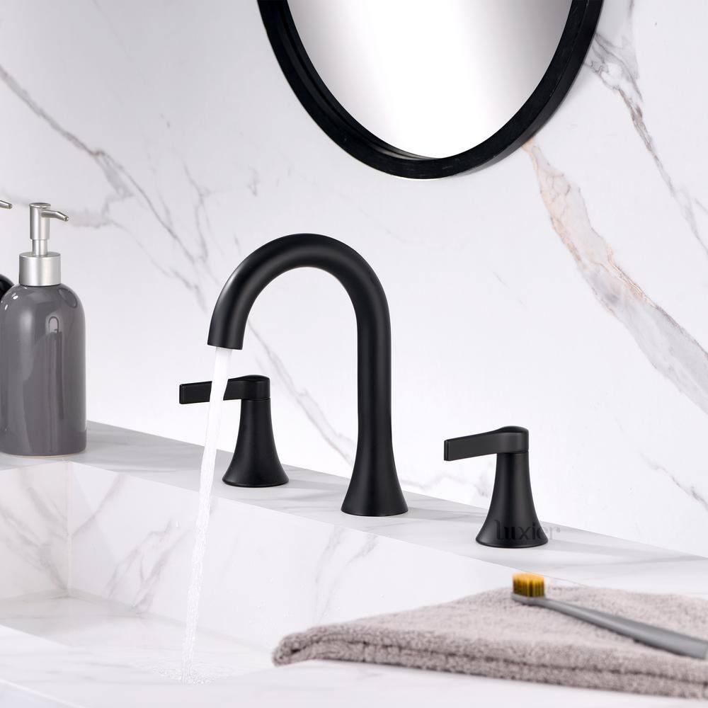 Widespread Bathroom Faucet with Drain Assembly