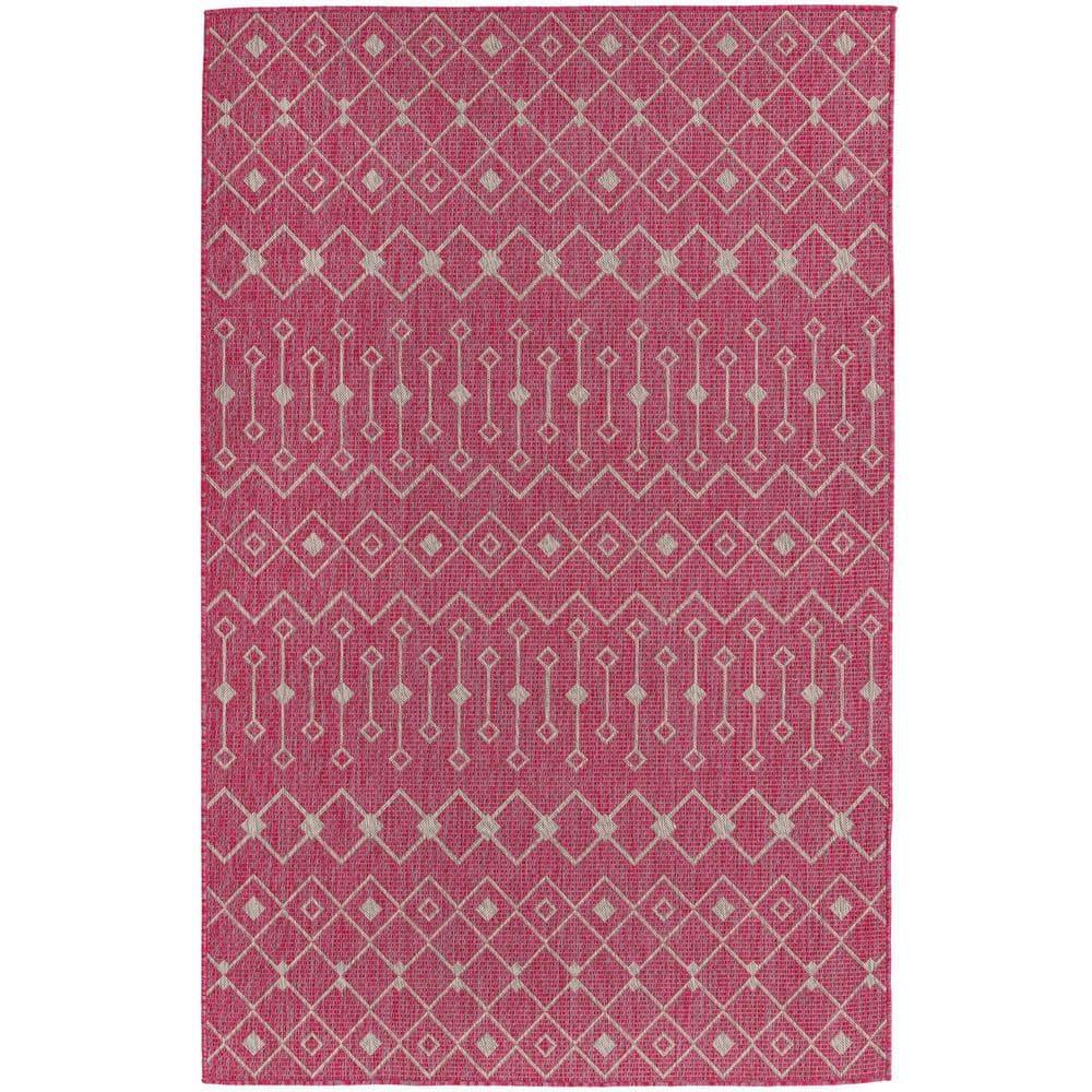 Unique Loom 5' 1 x 8' 0 Rectangle Indoor/Outdoor Trellis Fuschia Area Rug