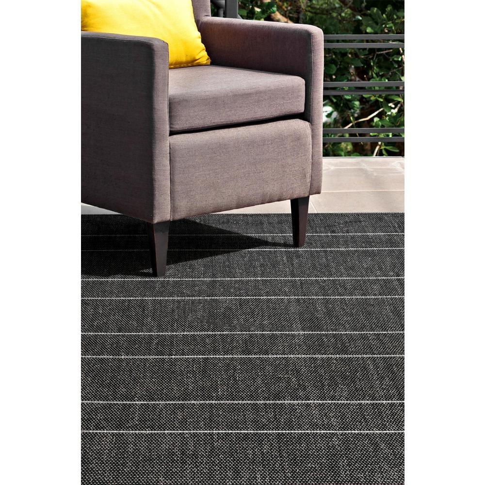 Nuloom Alaina Striped 4x6 Indoor/Outdoor Area Rug for Living Room Patio Deck Front Porch Kitchen, Black/Ivory