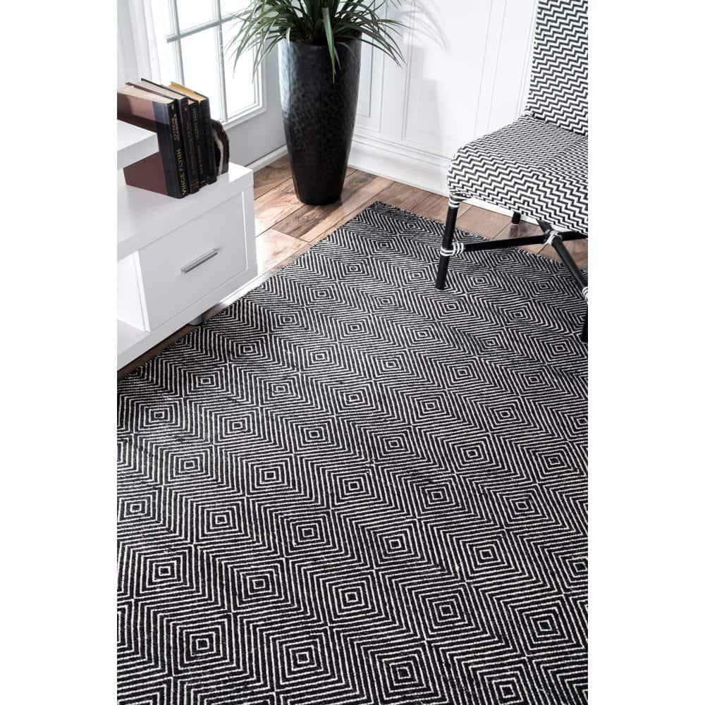 Nuloom Ago Geometric 6x9 Wool Indoor Area Rug for Living Room Bedroom Dining Room Kitchen, Black/Ivory