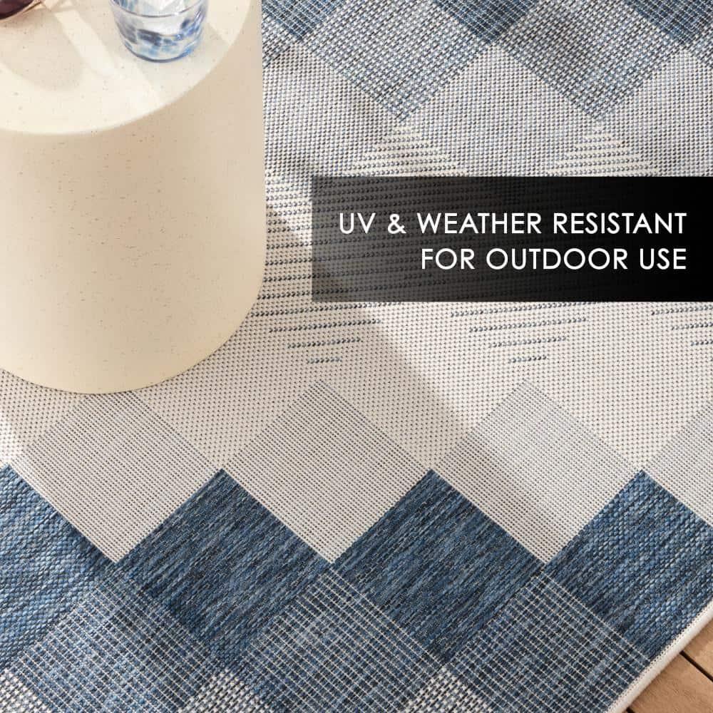 NICOLE MILLER NEW YORK Patio Country Ombre Chevron Outdoor Area Rug, Navy Blue/Cream