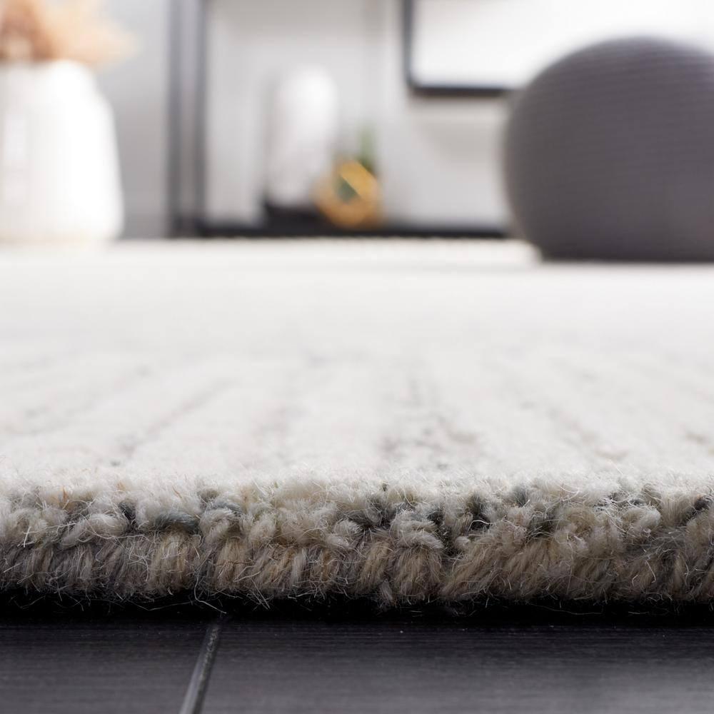 Abstract ABT478 Hand Tufted Area Rug - Gray/Ivory - 6'x6' - Safavieh.