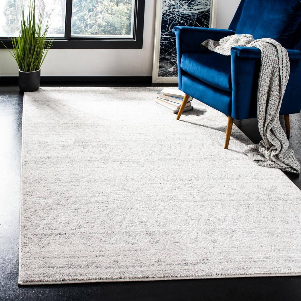 Adirondack ADR119 Machine Made Indoor Area Rug - Ivory/Silver - 6'x6' - Safavieh