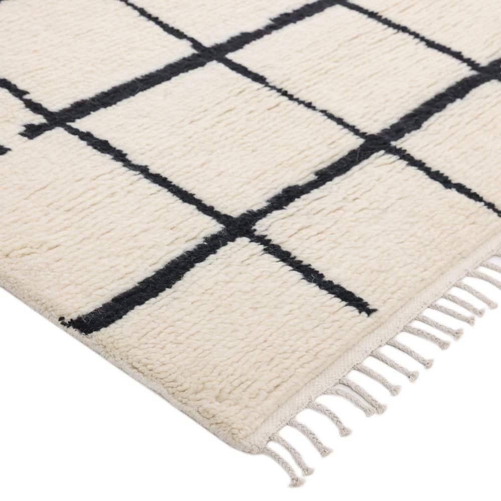 Hoxton Ivory/Black Rug