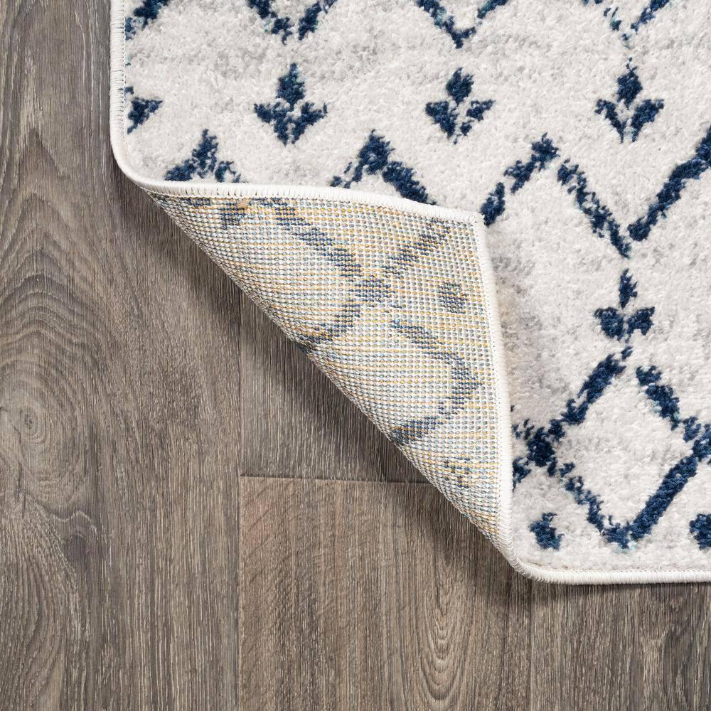 4'x 6' Morrocan Hype Boho Vintage Diamond Area Rug, Cream/Navy - JONATHAN Y