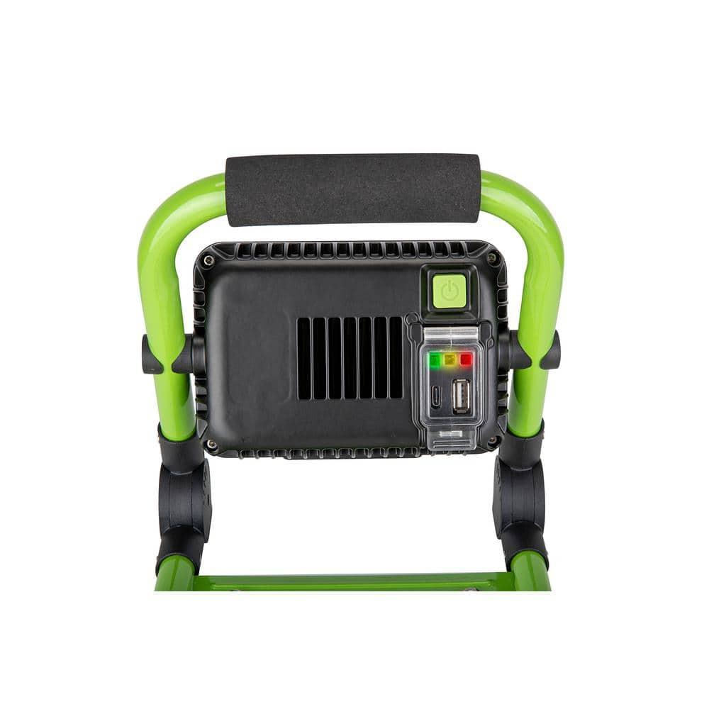 PowerSmith Powersmith Rechargeable Led Work Light With Foldable Magnetic Stand