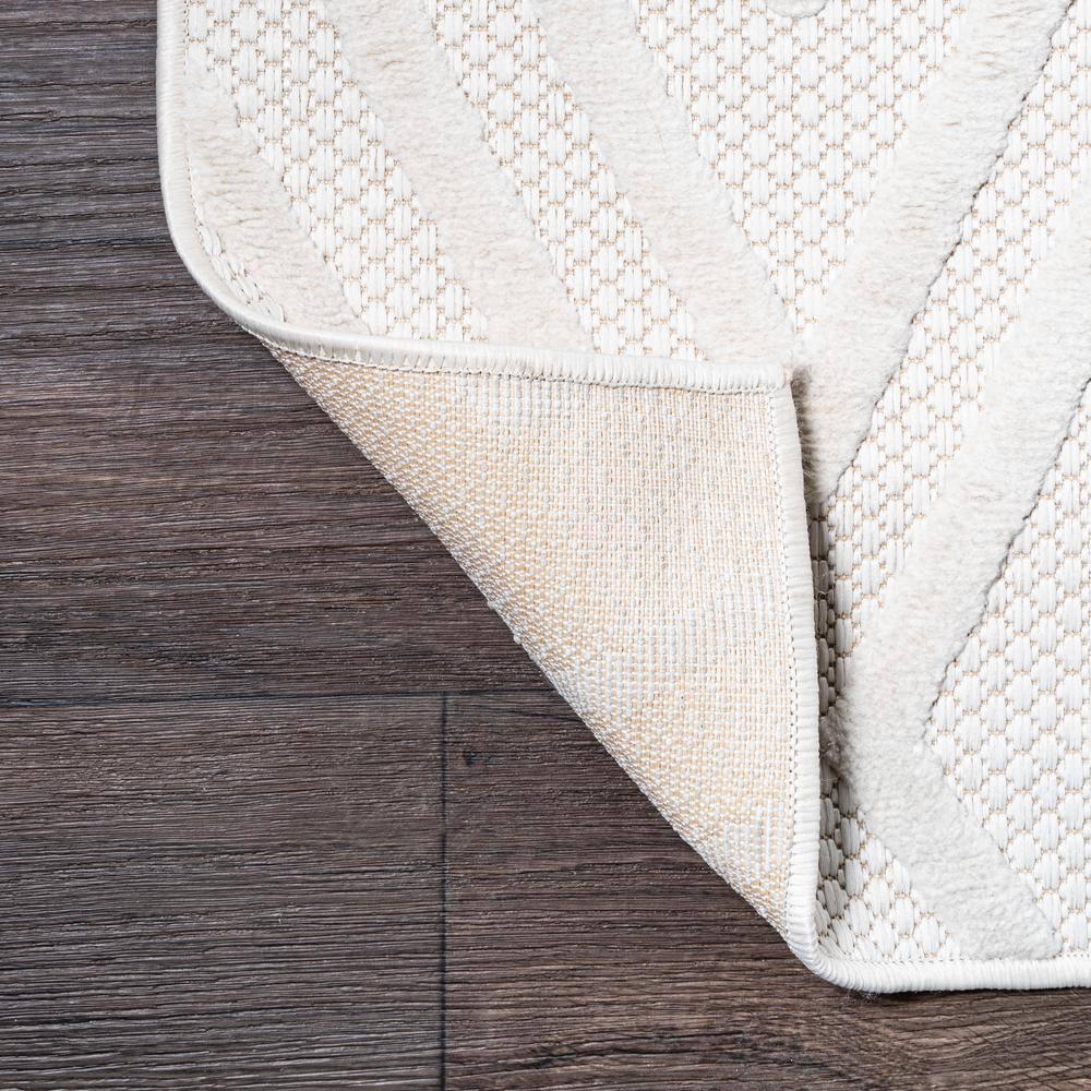 5'x8' Balansat Moroccan Diamond Indoor/Outdoor Area Rug, Ivory - JONATHAN Y