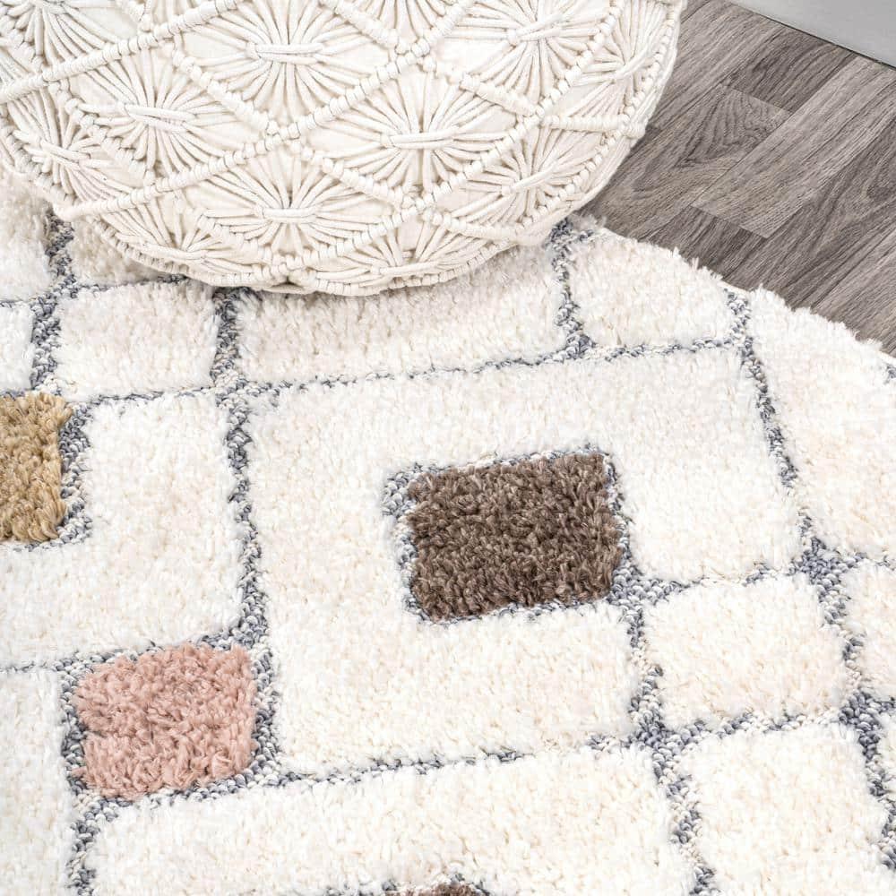 5' x 8' Astrid Retro Trellis High-Low Area Rug, Multi/Cream - JONATHAN Y