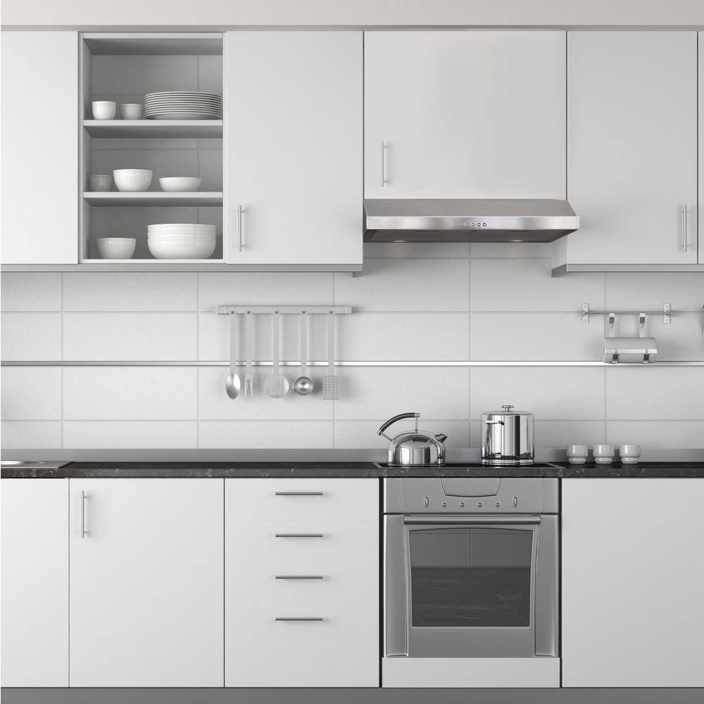 Cavaliere 30" Stainless Steel 93 CFM Ducted (Vented) Under Cabinet Range Hood with Mesh Filter