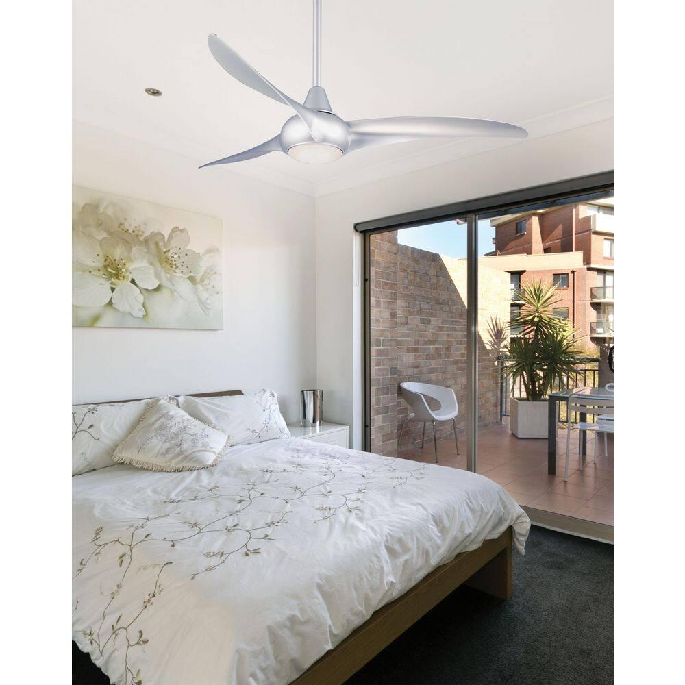 52" Wave 3 - Blade LED Propeller Ceiling Fan with Remote Control and Light Kit Included