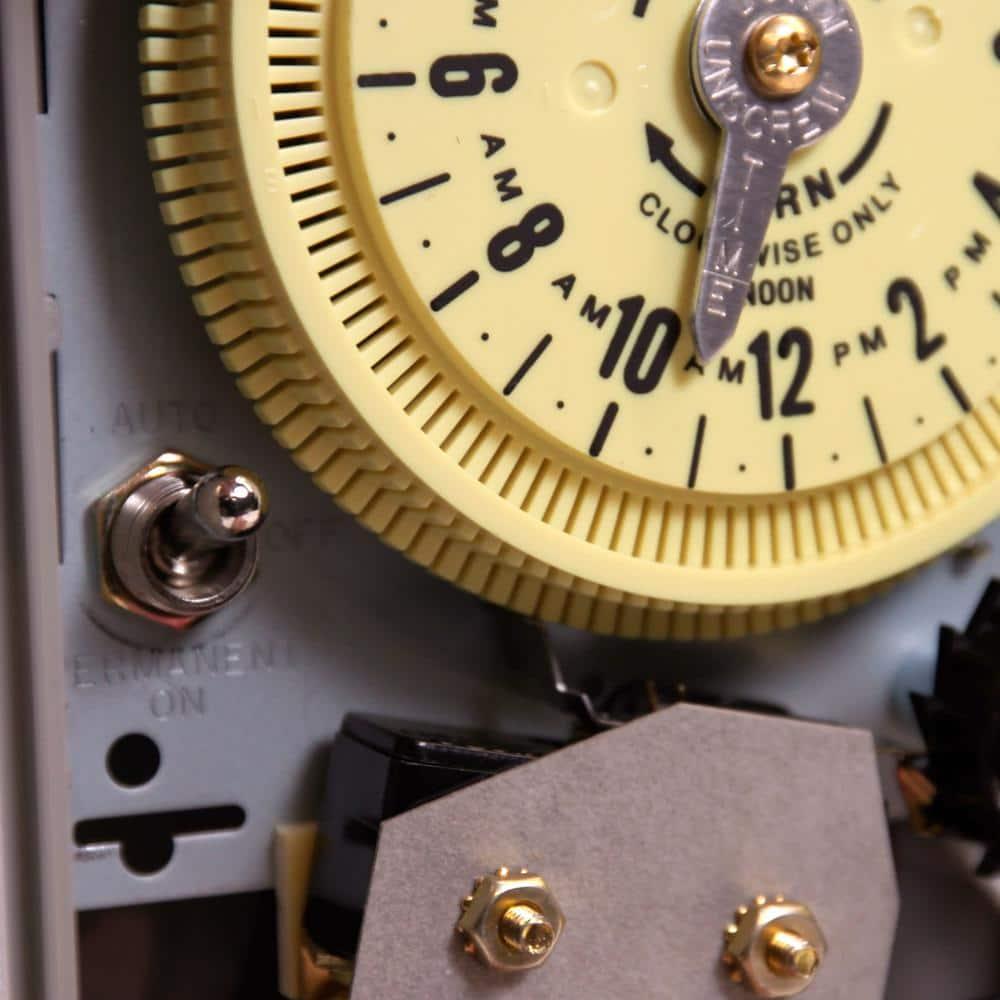 T8800 Series 125-Volt Input with 24-Volt Output Indoor/Outdoor Irrigation/Sprinkler Timer