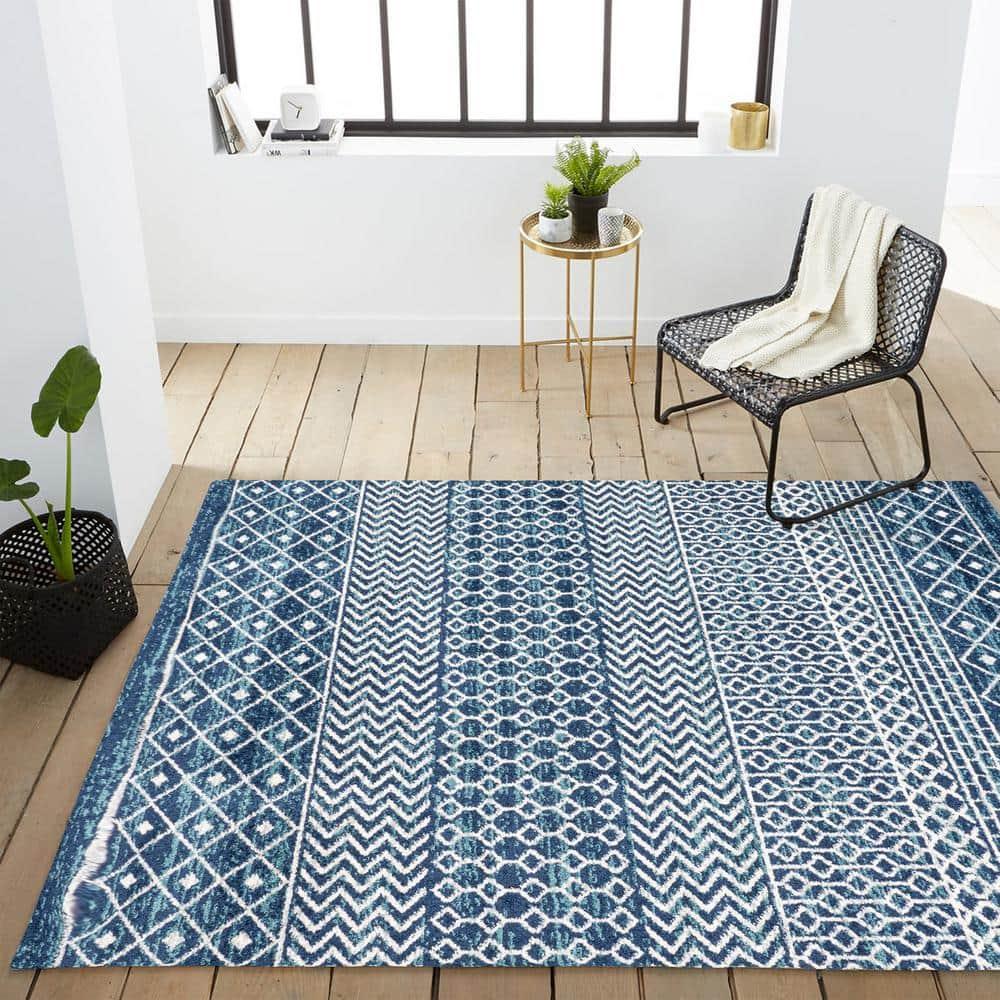 5' x 8' Arta Moroccan Vintage Geometric Rug Area Rug, Navy/Cream - JONATHAN Y
