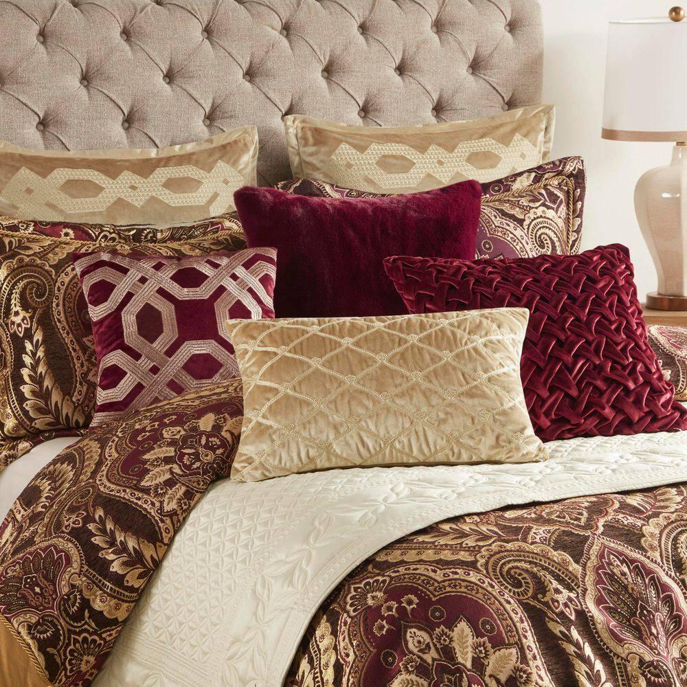 Croscill Croscill Julius 4 Piece Chenille Jacquard Comforter Set
