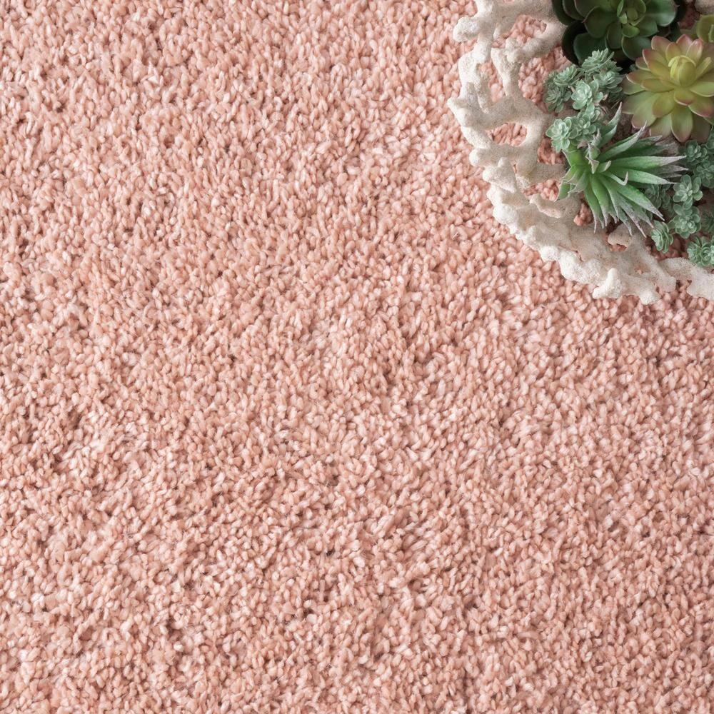 Nuloom Neva Solid 4x6 Shag Indoor Area Rug for Living Room Bedroom Dining Room Nursery, Blush/Ivory