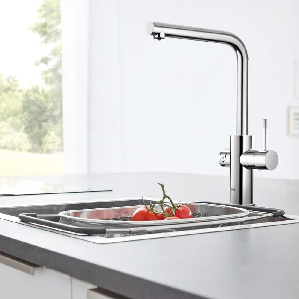 Blue Pull Out Single Handle Kitchen Faucet with Accessories