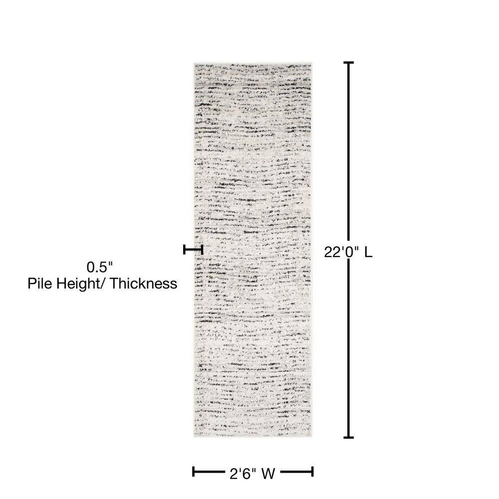 Adirondack ADR117 Machine Made Indoor Runner - Ivory/Silver - 2'-6"x22' - Safavieh