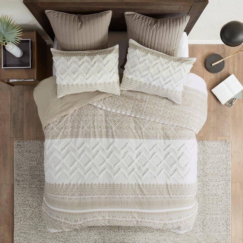 INK+IVY Mila Cotton Duvet Cover Set with Chenille Tufting
