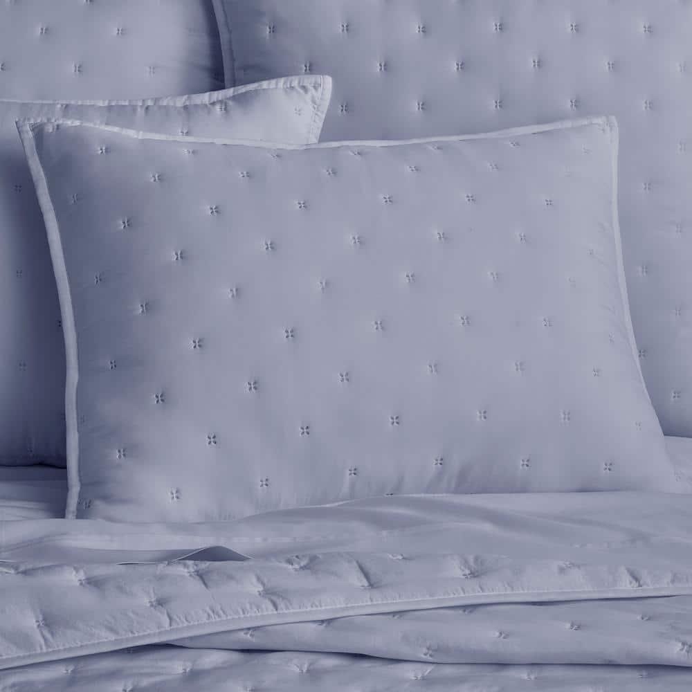 Five Queens Court Vito Quilt Set