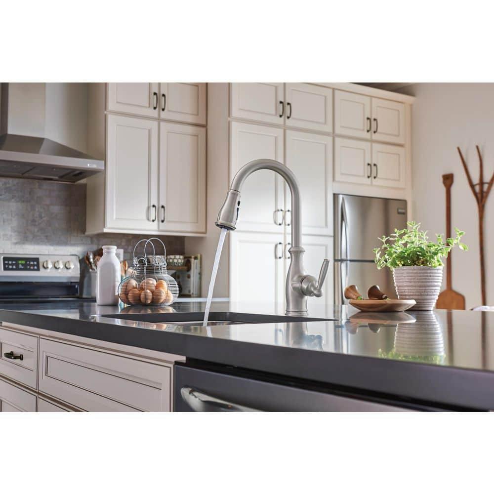 Brantford Pull Out Single Handle Kitchen Faucet with PowerBoost and Reflex