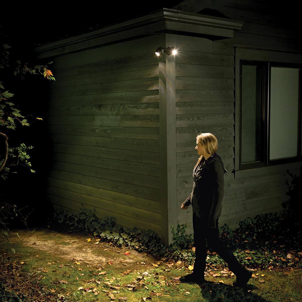 1PC Mr. Beams Spotlight Outdoor Battery Operated LED Light Fixture
