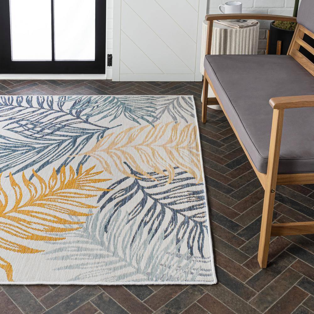 JONATHAN Y Calypso Coastal Casual Palm Frond Reversible Machine-Washable Cream/Navy 5 ft. x 8 ft. Indoor/Outdoor Area Rug