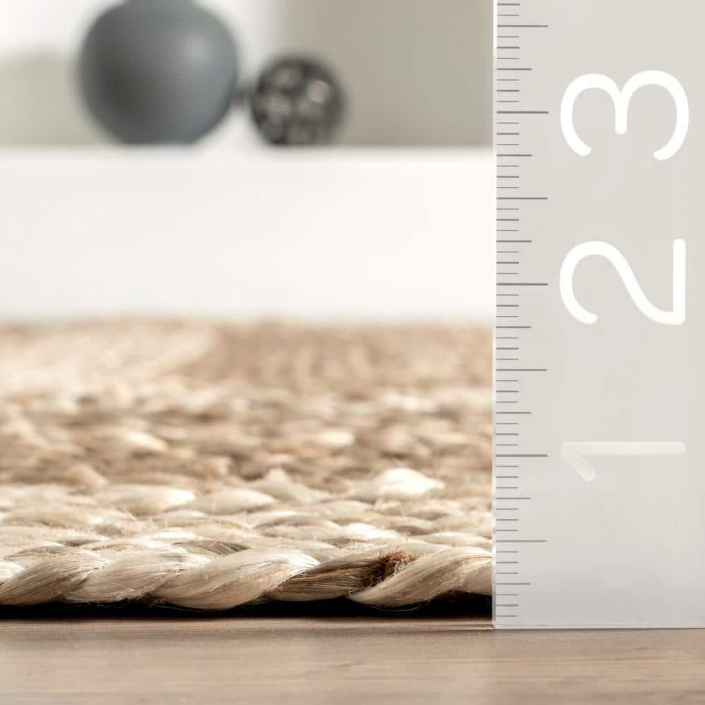 Nuloom Charlene Braided Border Jute Indoor Area Rug 8x10 in Natural