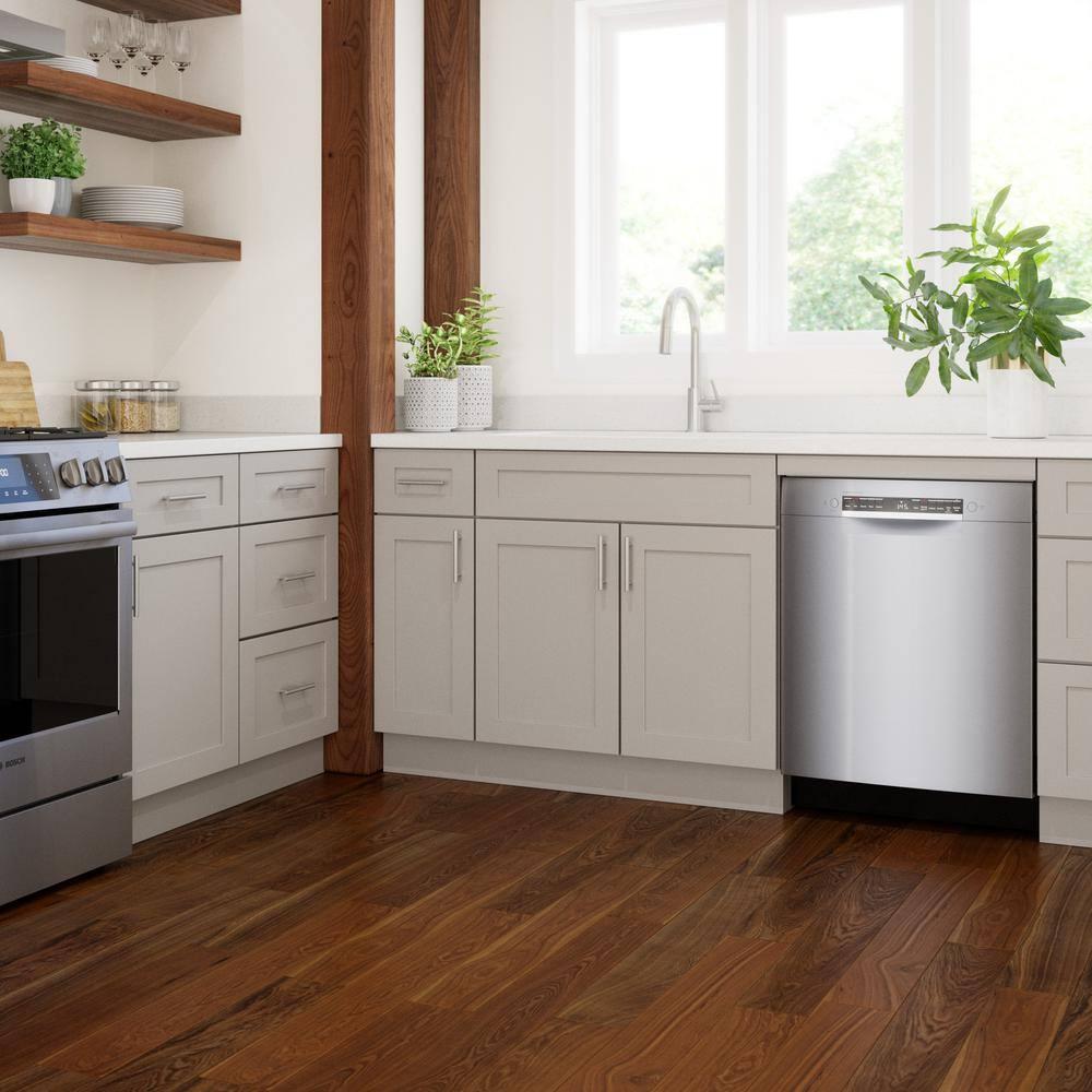 Bosch SGE53C55UC 300 Series 24" ADA Front Control Smart Built-In Dishwasher with Home Connect and 46 Dba