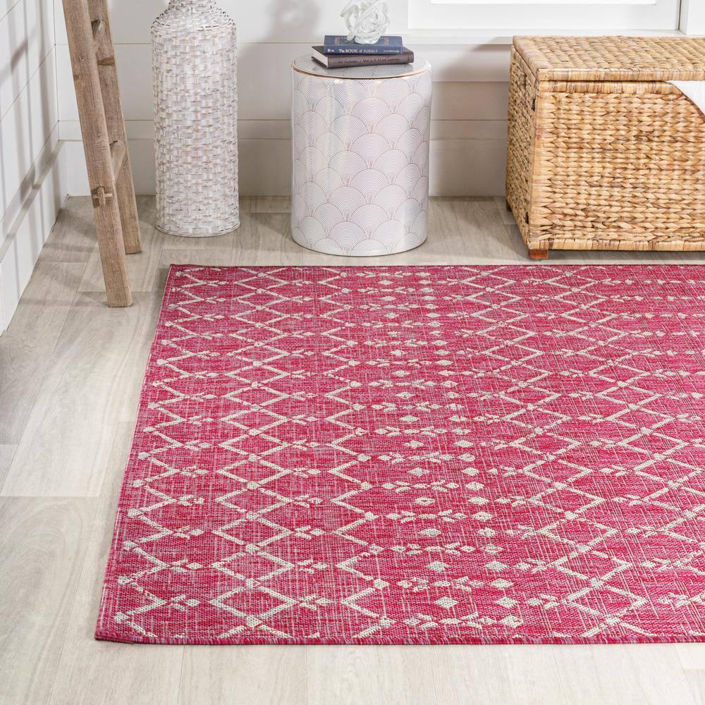 4' x 6' Ourika Moroccan Geometric Textured Weave Indoor/Outdoor Area Rug, Fuchsia/Light Gray - JONATHAN Y