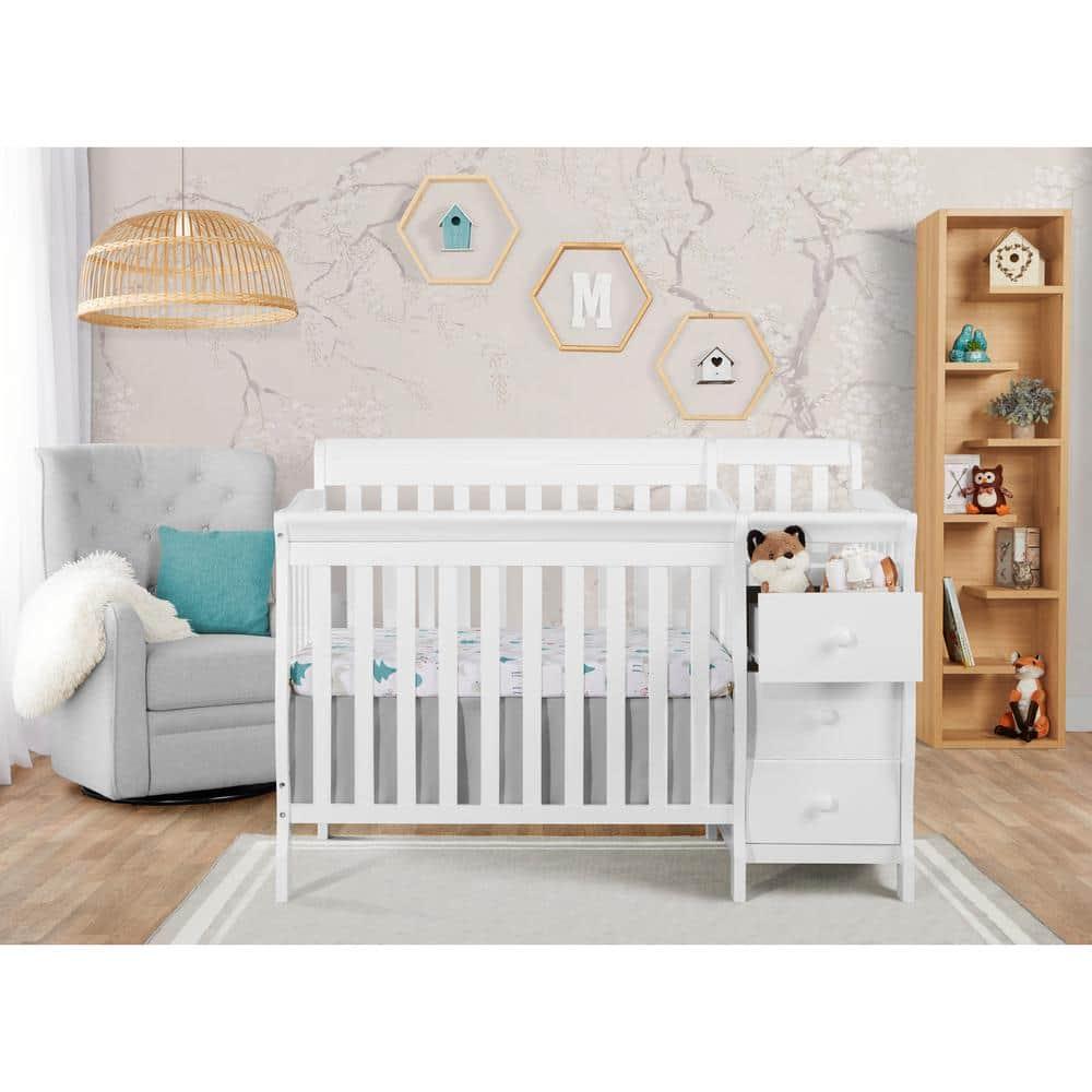 Dream On Me Jayden 4-in-1 Mini Convertible Crib and Changer